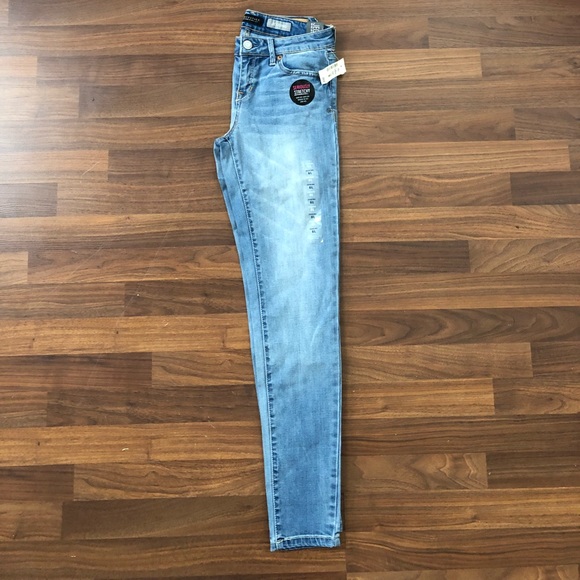 Aeropostale Denim - Aeropostale stretchy jegging jeans 6L